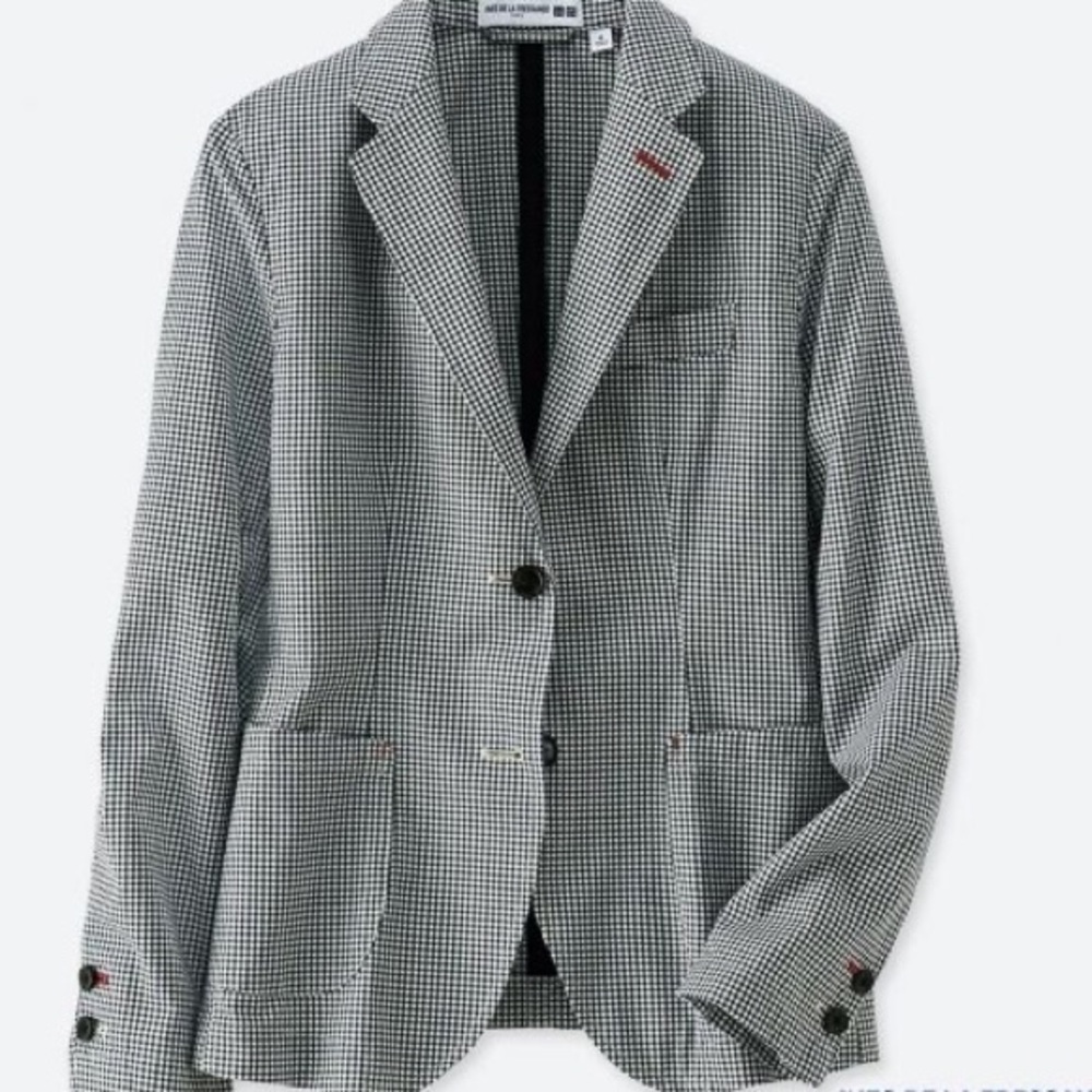 Professional/chic women’s jacket/blazer.